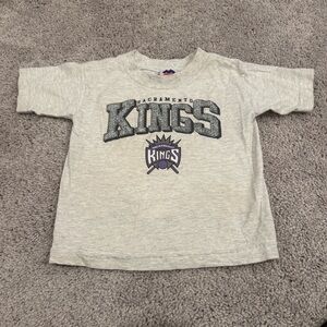 Vintage Y2K Sacramento Kings Toddler Graphic Tee Size 4T NBA